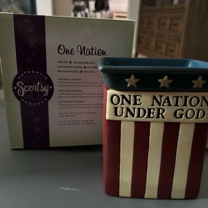 NIB ONE NATION full size Scentsy warmer